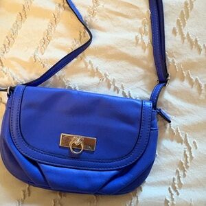 Elegant Blue Shoulder Bag